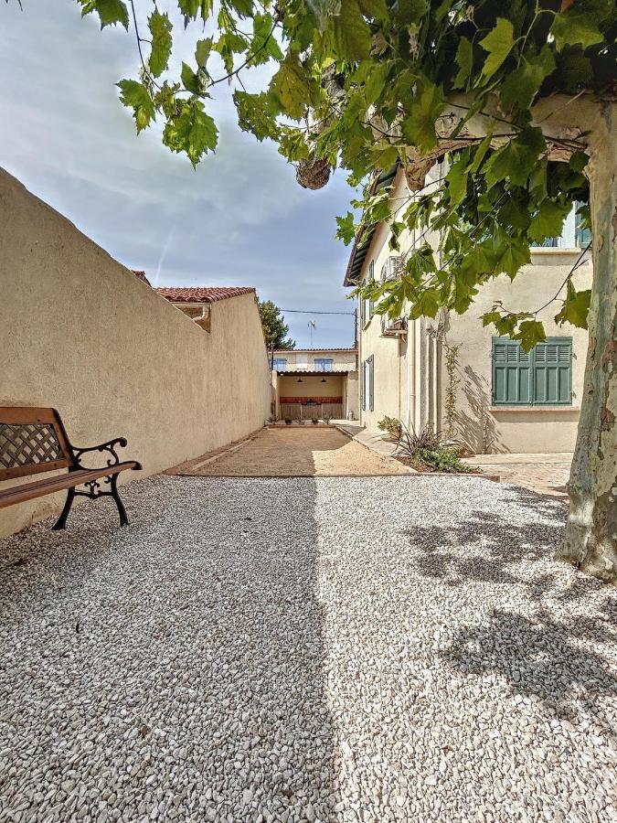 Charmante Maison De Ville Avec Jardin, Terrasse Et Terrain De Petanque Fos-sur-Mer Exteriör bild